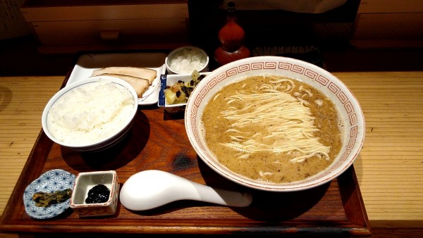 「鯖定食1,100円」@炭火焼濃厚中華そば 海富道の写真
