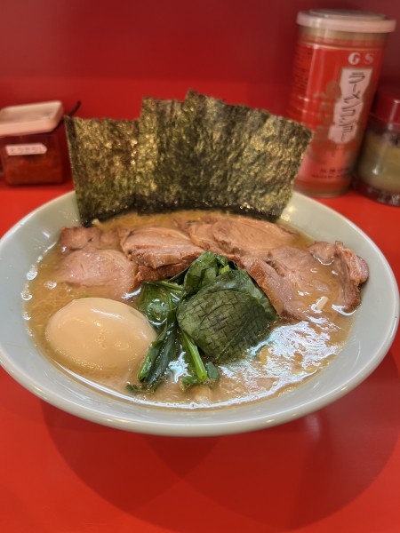 「チャーシュー麺＋味玉」@横浜家系ラーメン 黄金家の写真
