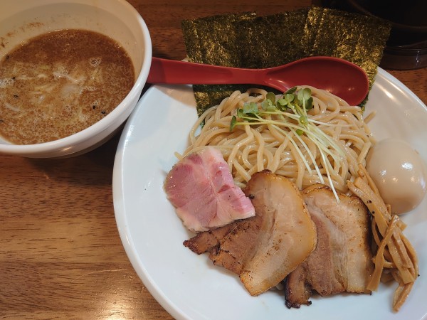 「魚介豚骨つけ麺 オールスター(1250円)」@めん屋 平右衛門の写真