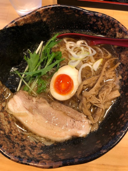 「らぁめん醤油大盛」@麺 壱蔵の写真