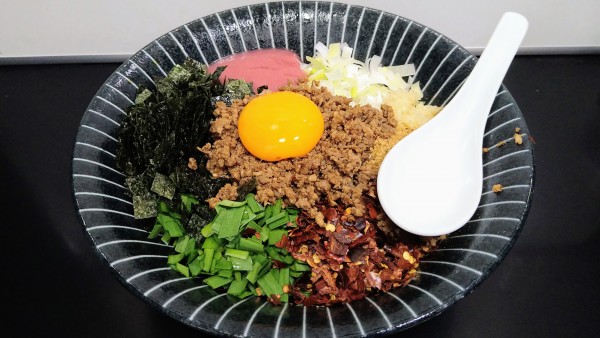 「【限定】桃台湾まぜそば(スープ割付き)」@自家製麺SHINの写真