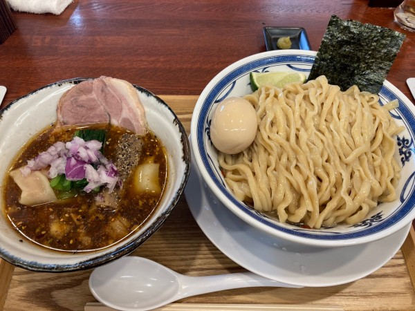 「特製昆布水つけ麺(醤油 300g 本わさび有) ￥1,350」@中華そば 千乃鶏の写真