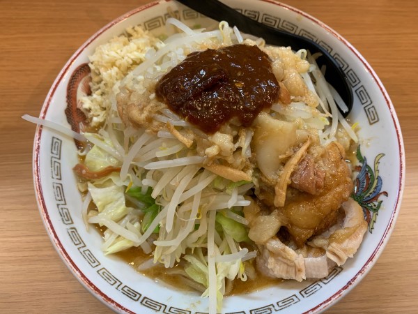 「小ラーメン 味噌山」@ラーメン豚山 恵比寿店の写真