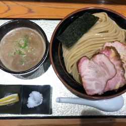 チャーシューつけ麺　大盛