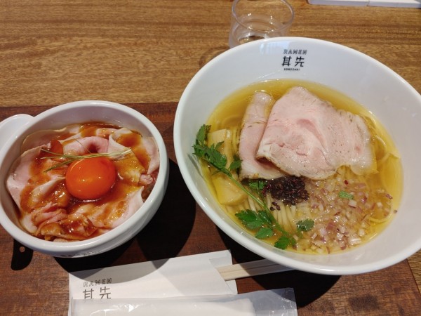 「塩ラーメン、レアチャーシュー丼」@其先の写真