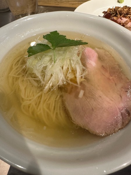 「塩らーめん」@成城青果の写真