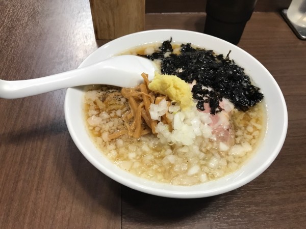「背脂生姜醤油ラーメン」@煮干し中華そば 山形屋の写真