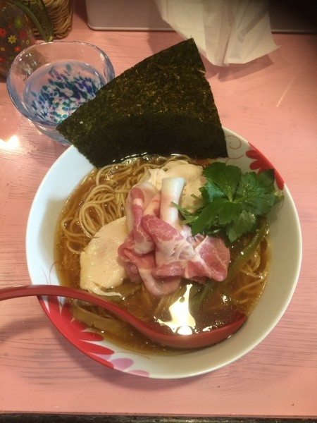 「地鶏中華そば」@らーめん凛々の写真