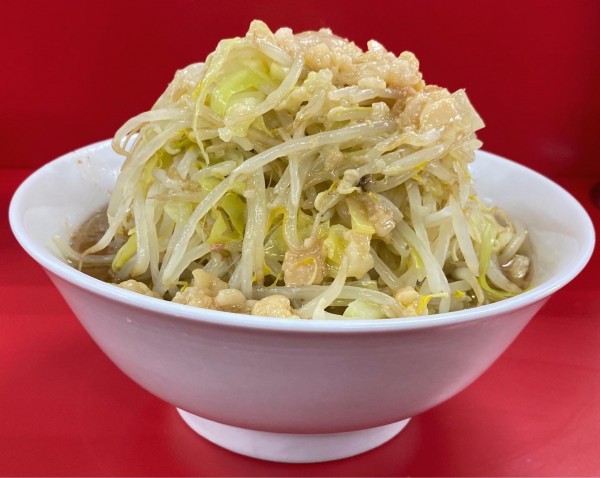 「麺半分豚2枚 ¥750」@ラーメン二郎 柏店の写真