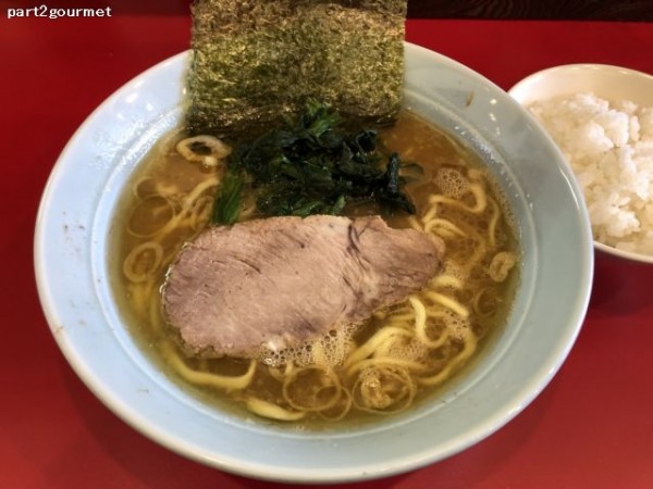 「ラーメン+ライスセット (900円)」@横浜家系らーめん たま家の写真