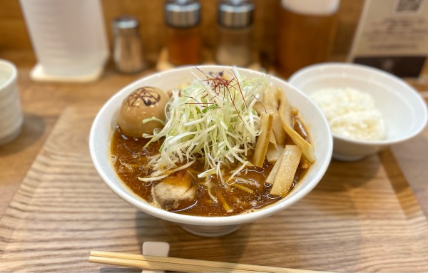 「札幌スパイシーラーメン さらうま¥890、全部増し¥600」@北ノ麺 もりうちの写真