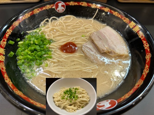 「屋台830円、替玉100円」@茨城豚骨 とんこつ家 高菜の写真