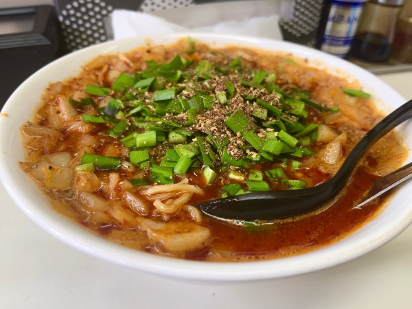 「勝浦タンタン麺」@ビンギリの写真