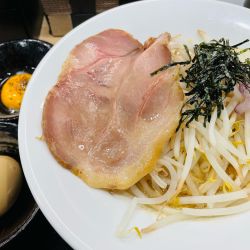 二郎風まぜそば 800円 替玉 200円 味玉 150円