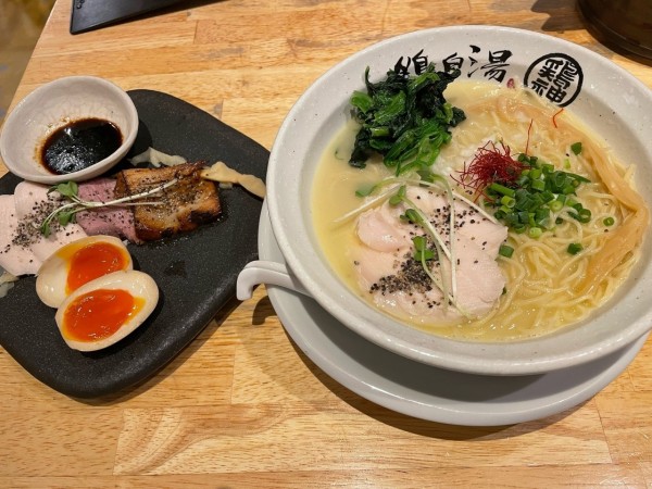 「特製鶏白湯」@泉鶏白湯鶏神の写真