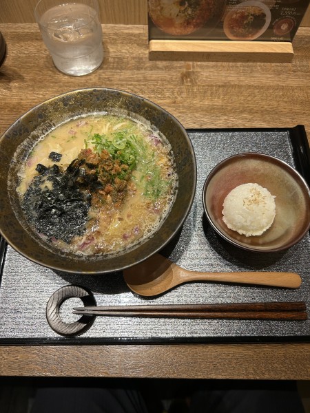 「魚骨拉麺※ご飯付1350円➕大盛ご飯150円」@麺匠 一鯛一 五反田店の写真