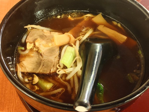 「醤油ラーメン」@中国料理 東北餃子房の写真