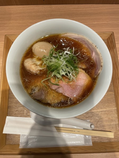 「中村麺三郎商店　特製醤油らぁ麺」@ラーメンWalkerキッチンの写真
