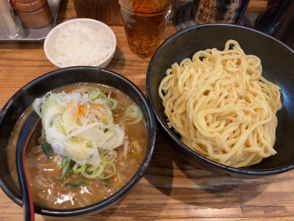 「味噌つけ麺980円　野菜大盛　ランチはライス無料」@麺処 花田 上野店の写真