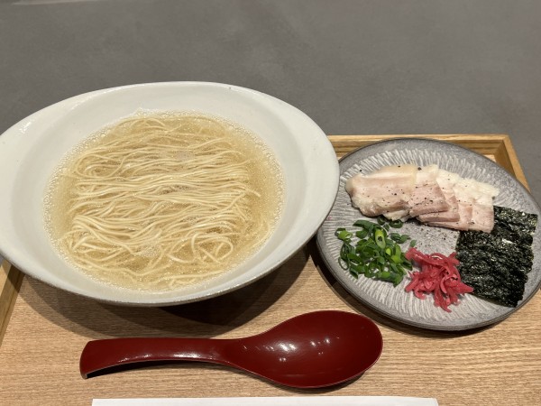 「クリア豚骨」@銀座 月やの写真