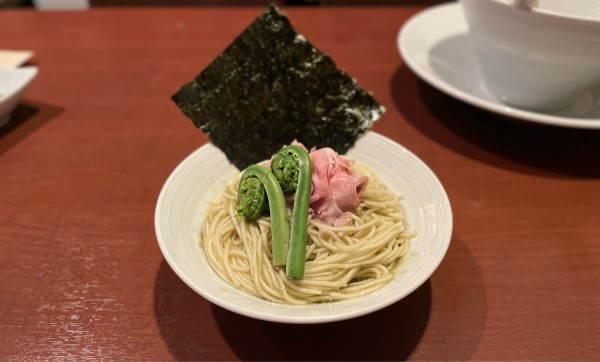 「【限定】山菜和え玉¥400」@酒肴場 屯の写真