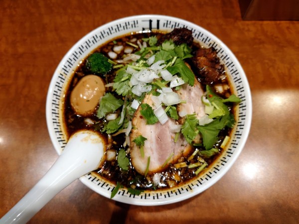「スパイス・特製ラー麺」@スパイス・ラー麺 卍力 秋葉原店の写真