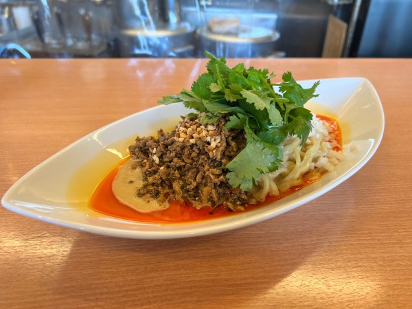 「香菜汁なし担担麺」@中華そば 呵呵の写真