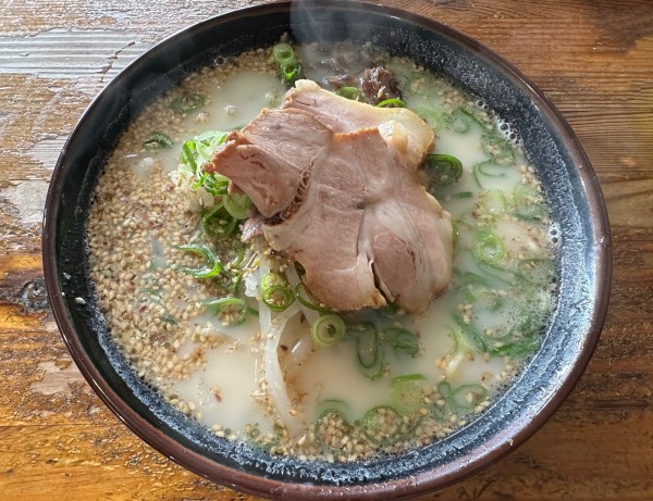 「ランチセット・九州ラーメン+ドリンク+ライス825円」@九州ラーメン うまか 岐南店の写真