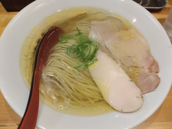 「塩そば」@自家製麺 竜葵の写真