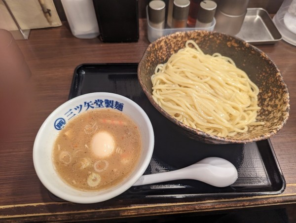 「味玉つけめん」@三ツ矢堂製麺 武蔵小山店の写真