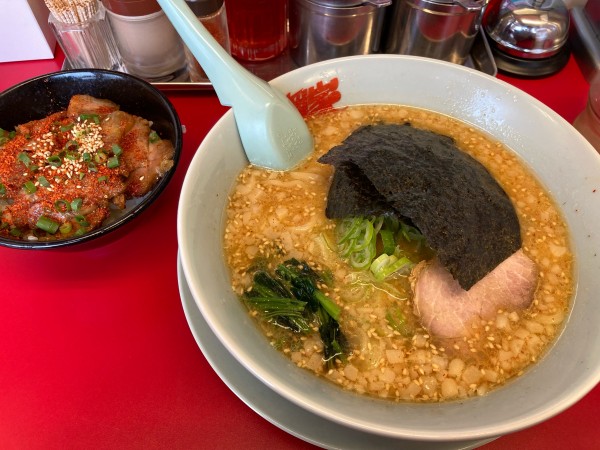 「特製味噌ラーメン」@ラーメン山岡家 テクノポリスセンター店の写真