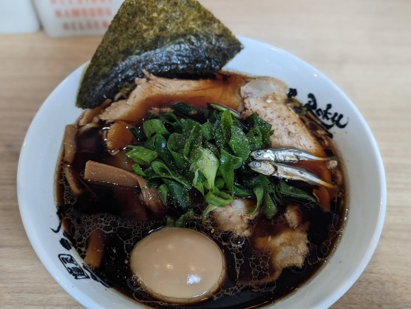 「突発限定煮干し醤油」@麺屋 丈六の写真