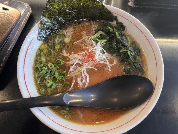 「豚骨醤油Ramen850円」@SHOWTIME-Ramen-の写真