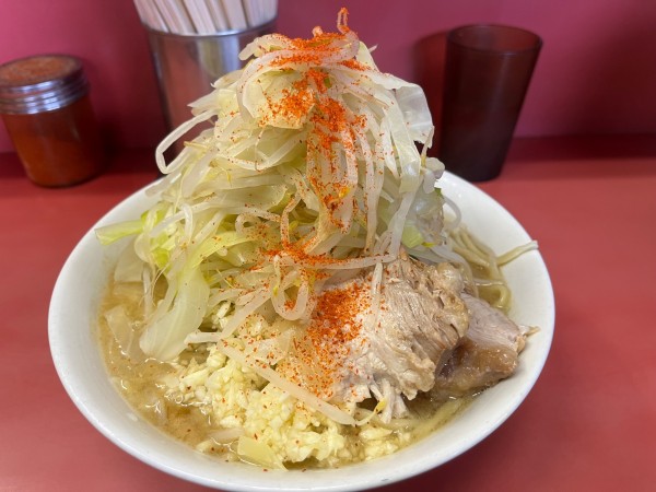 「小ラーメン(豚2枚) 850円ニンニク多め」@ラーメン二郎 ひばりヶ丘駅前店の写真