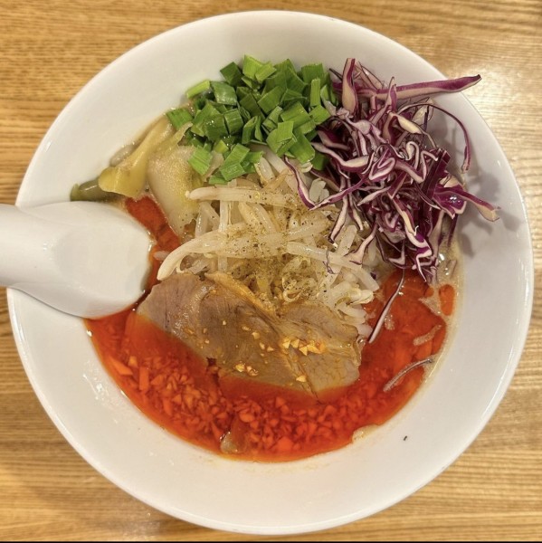 「辛ごま味噌らぁ麺」@らぁ麺 THE FACTORYの写真