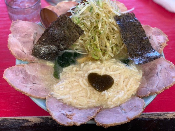 「ネギとろチャーシュー麺」@壱発ラーメン 八王子店の写真