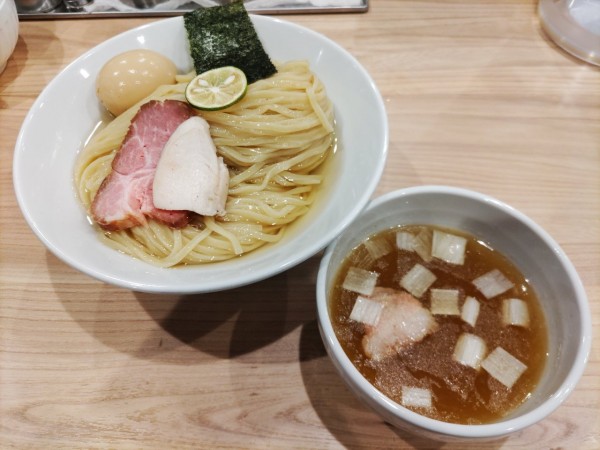 「昆布水つけ麺（塩）・大+味玉」@麺処 にし尾の写真