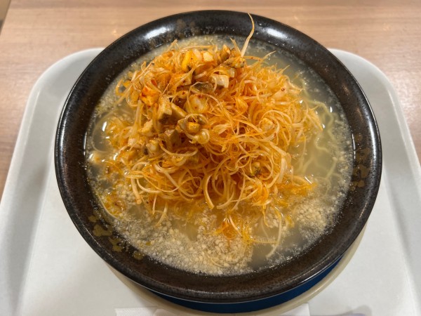 「辛ねぎらーめん　塩味」@総本家 しなとら イオン飯田店の写真