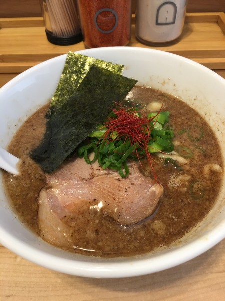 「煮干し蕎麦　あん肝和え玉ハーフ」@麺屋Mの写真