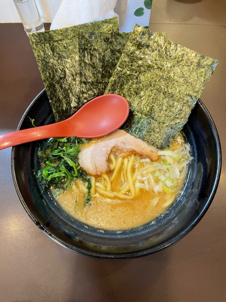 「ラーメン並(650円)」@松壱家 菊名店の写真