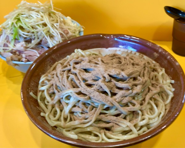 「大つけ麺 麺増し700g しょうが ねぎ おさかな天国」@ラーメン二郎 八王子野猿街道店2の写真