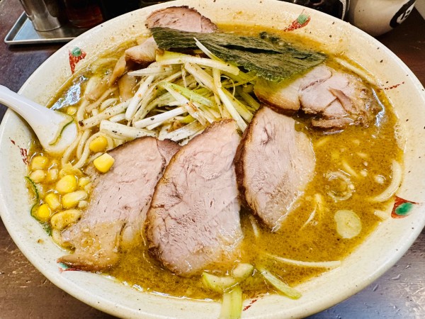 「味噌らいおんチャーシュー(大)【1490円】」@らいおん 府中本店の写真