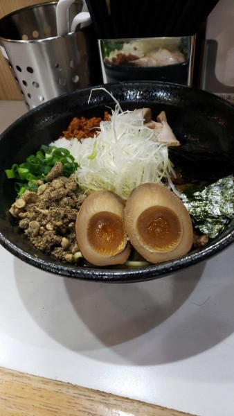 「【限定】味噌煮干しまぜそばとミニチャーシュー丼」@麺屋 扇 SENの写真