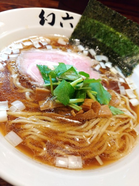 「醤油そば」@中華そば 幻六の写真