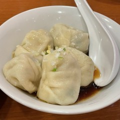 ホワイト餃子 植田餃子店の画像
