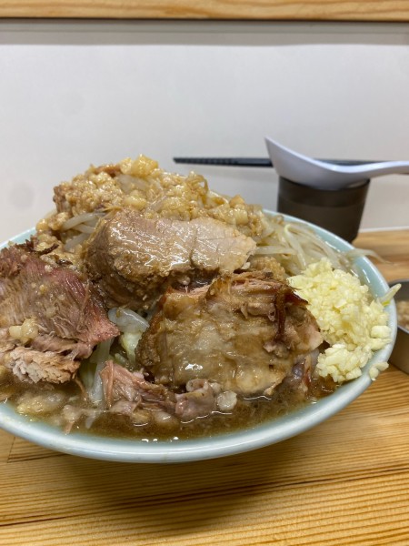 「ラーメン　ヤサイアブラカラメ　ニンニク少し」@ラーメン工藤の写真