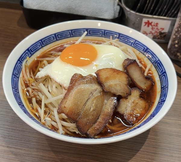 「目玉焼き羅漢撃」@北斗辛麺JAGIの写真