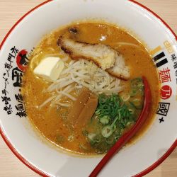 北海道百年味噌ラーメン＋バタートッピング