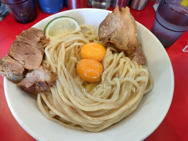 「TKM」@ブタギドラの写真