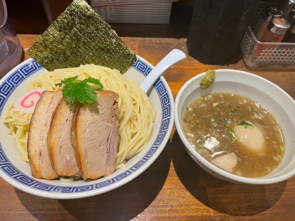 「特製炙りチャーシューつけ麺（塩:特盛）」@めいげんその写真